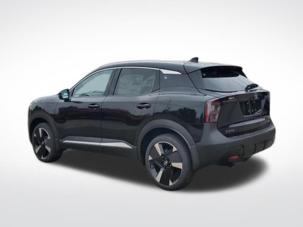 New 2026 Nissan Kicks SR SUV