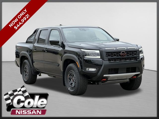 2025 Nissan Frontier PRO-4X Crew Cab 4X4's photo