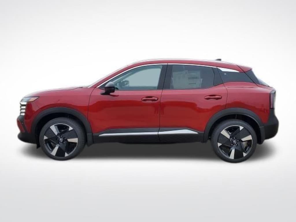 New 2026 Nissan Kicks SR SUV