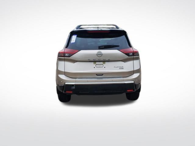 2026 Nissan Rogue Platinum photo 4