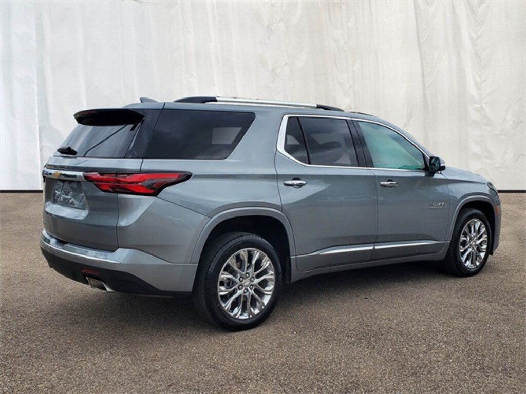 Used 2023 Chevrolet Traverse High Country SUV