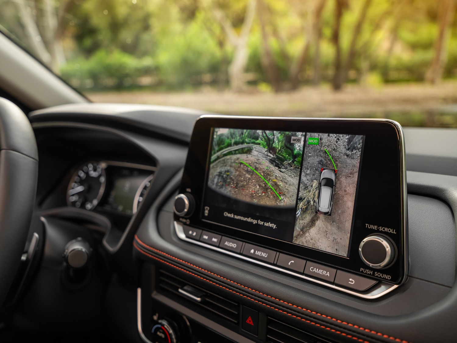 Nissan Rogue technology