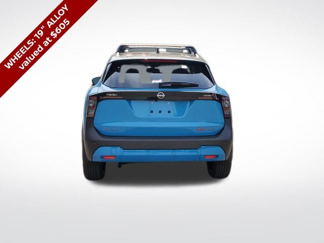 2026 Nissan Kicks SR photo 4