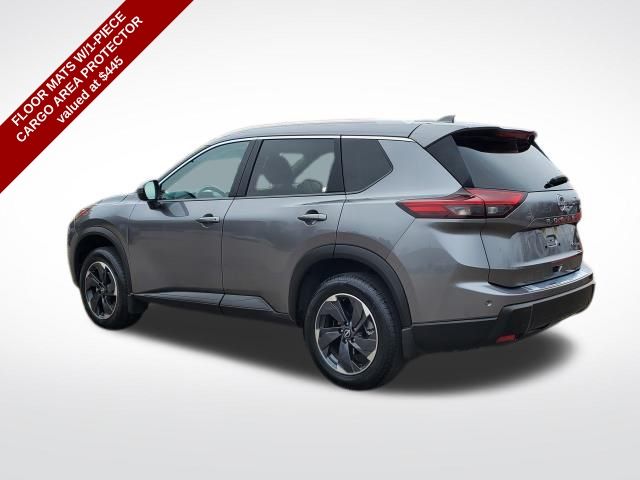2024 Nissan Rogue SV photo 2
