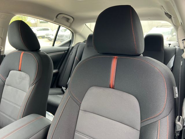 2025 Nissan Sentra SR - Photo 9