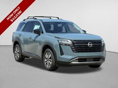 2026 Nissan Pathfinder SL SUV