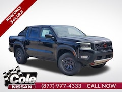 2025 Nissan Frontier PRO-4X Truck