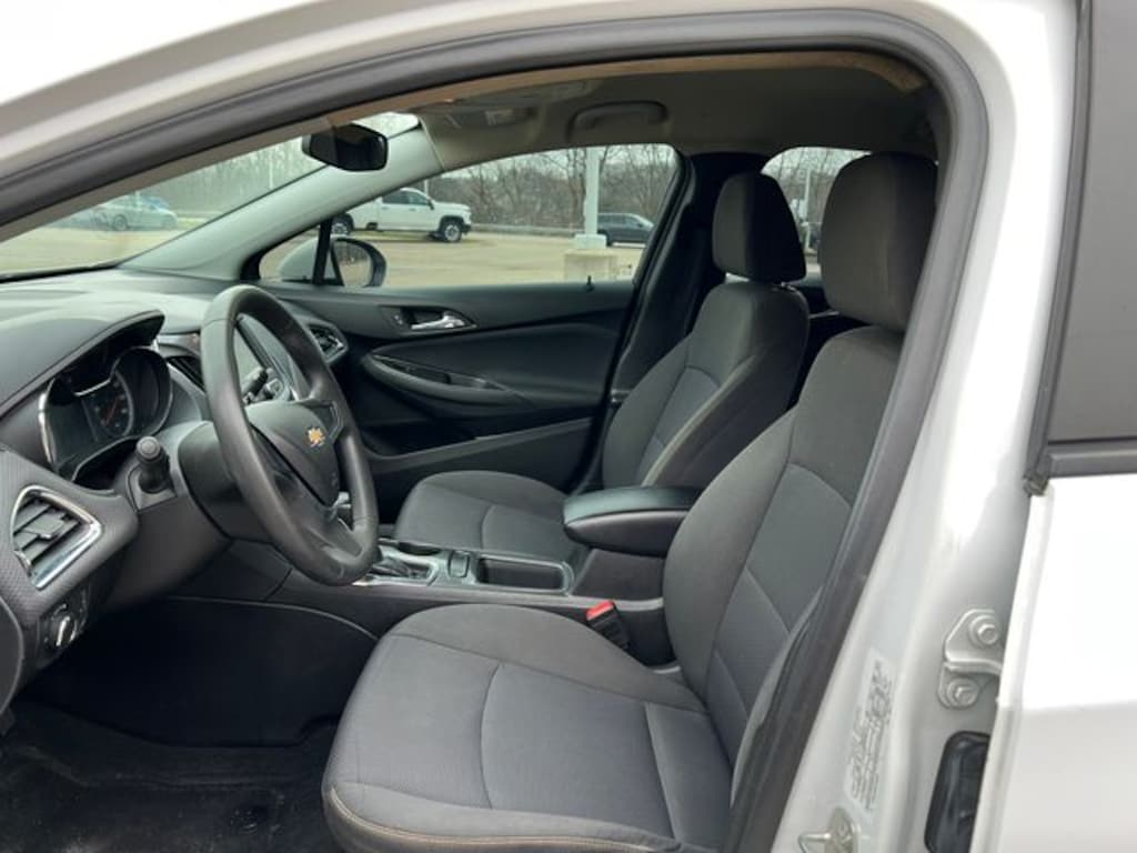 Used 2019 Chevrolet Cruze LS Sedan