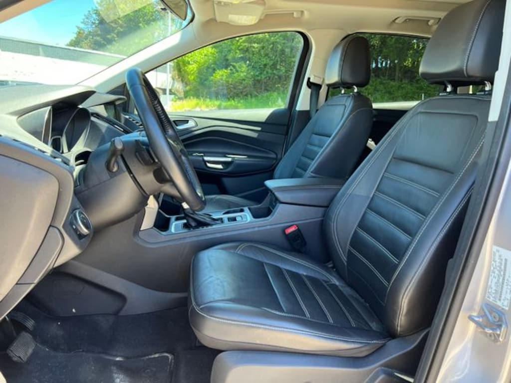 Used 2017 Ford Escape SE SUV