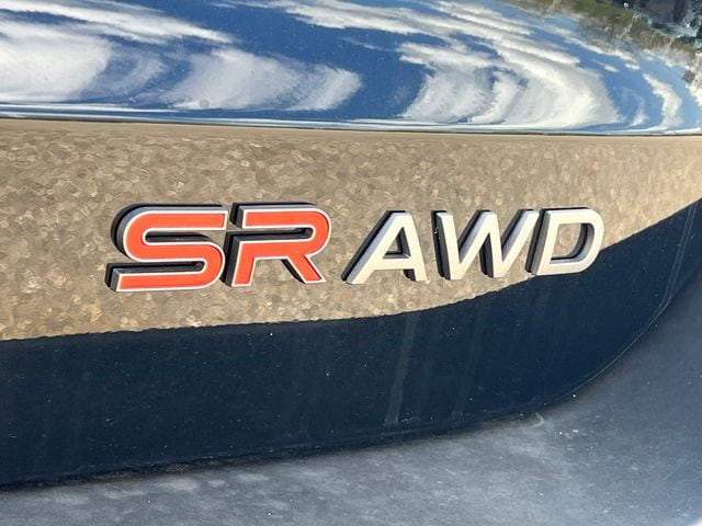 2026 Nissan KICKS SR AWD - Photo 2