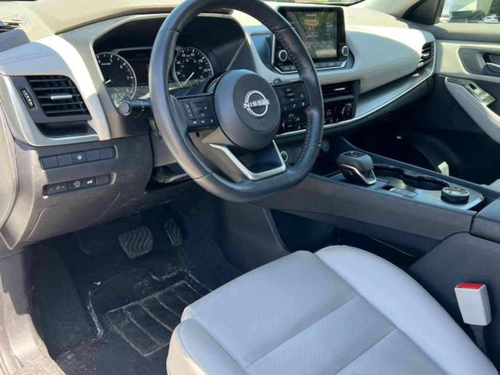 Used 2023 Nissan Rogue SV SUV