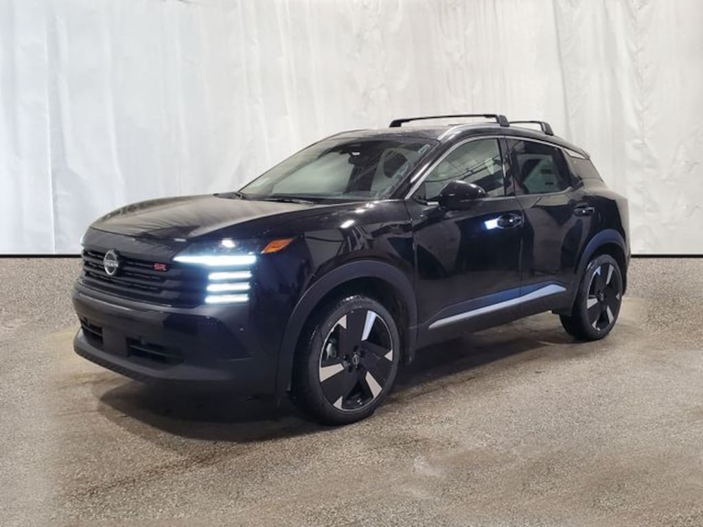 Used 2025 Nissan Kicks SR SUV