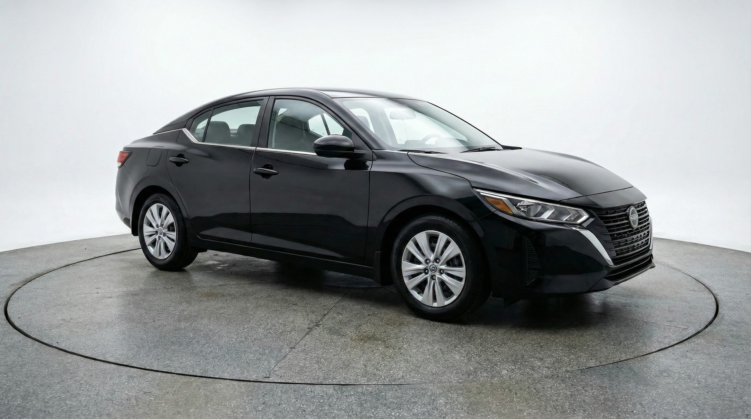 Thumbnail: 2025 Nissan Sentra - 1