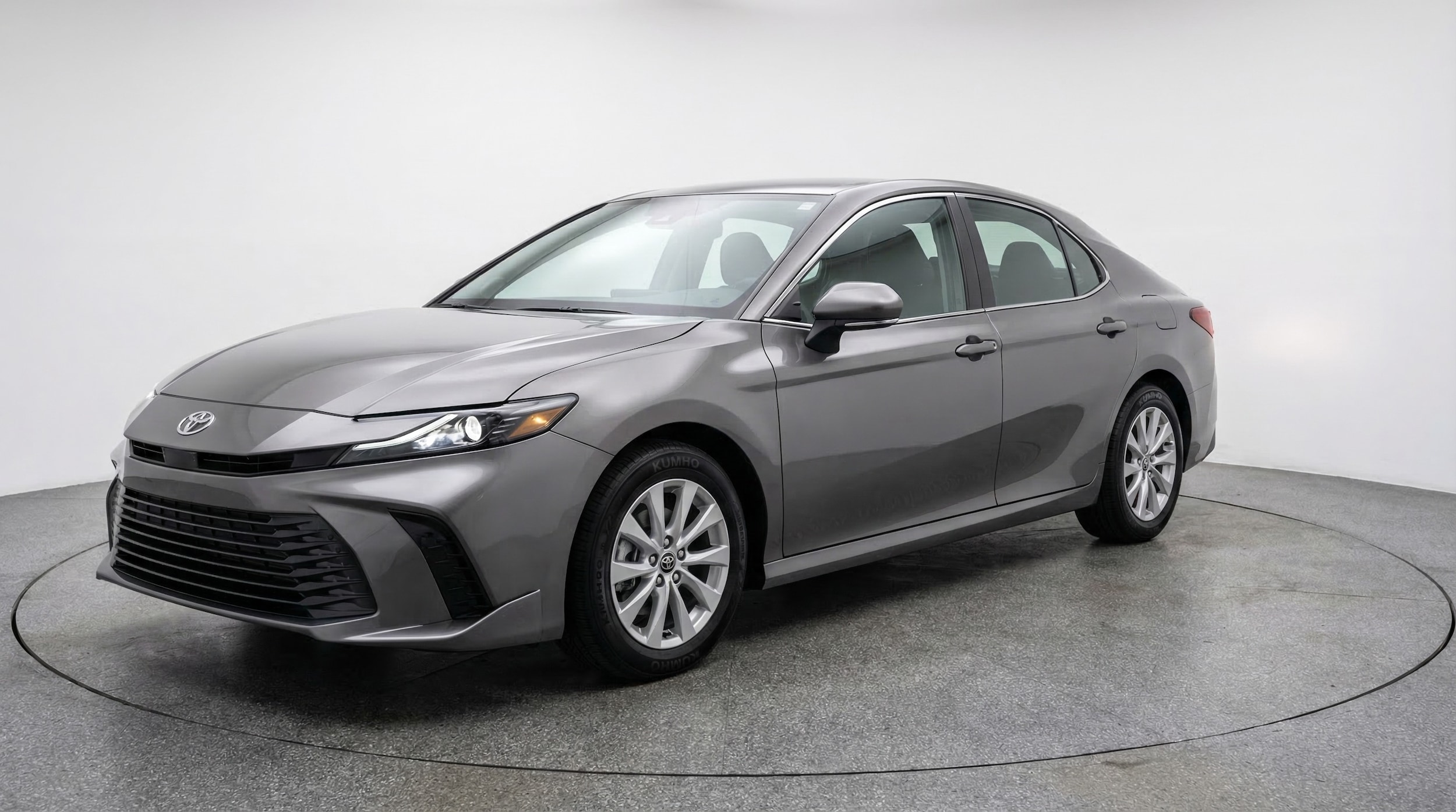 Thumbnail: 2025 Toyota Camry - 3