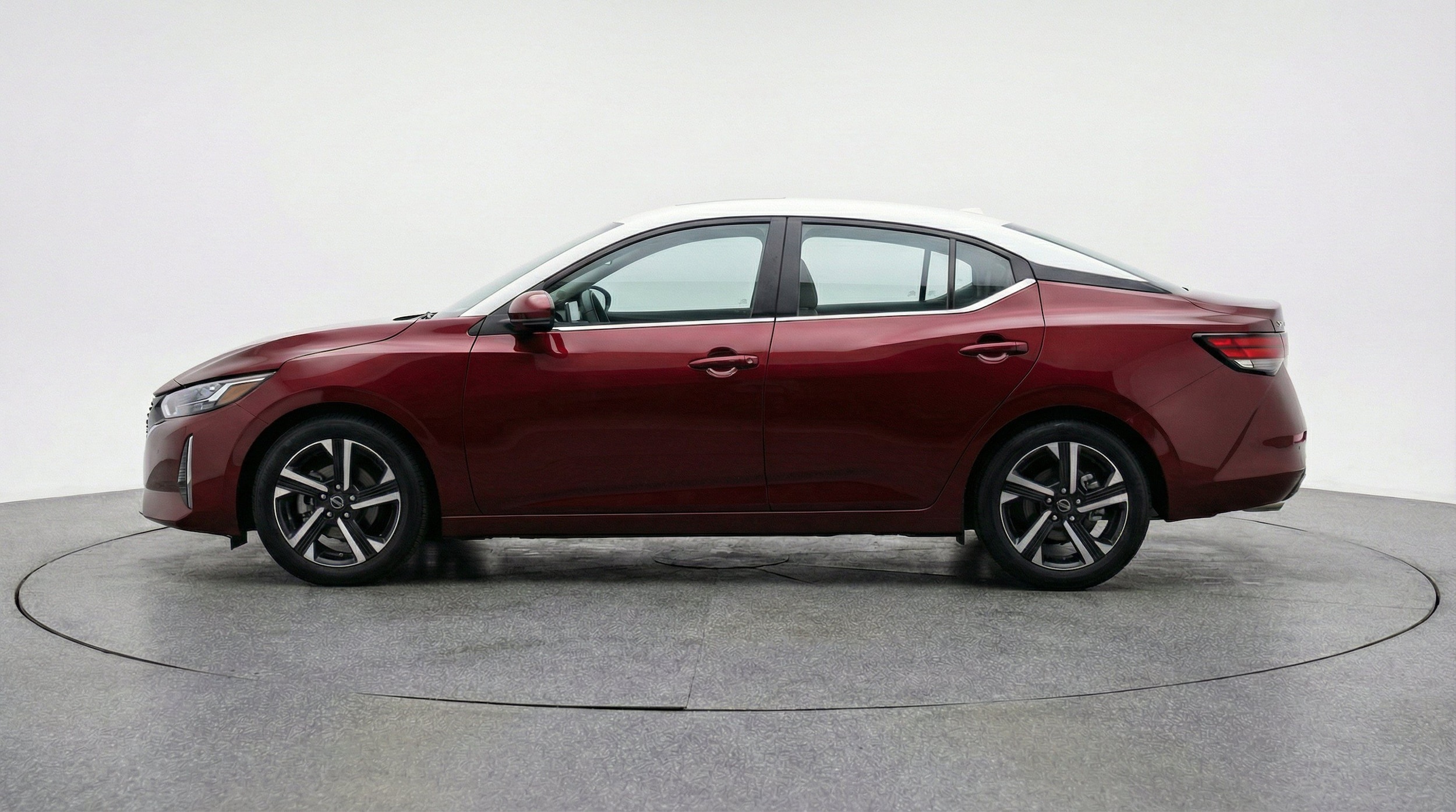 Thumbnail: 2025 Nissan Sentra - 5