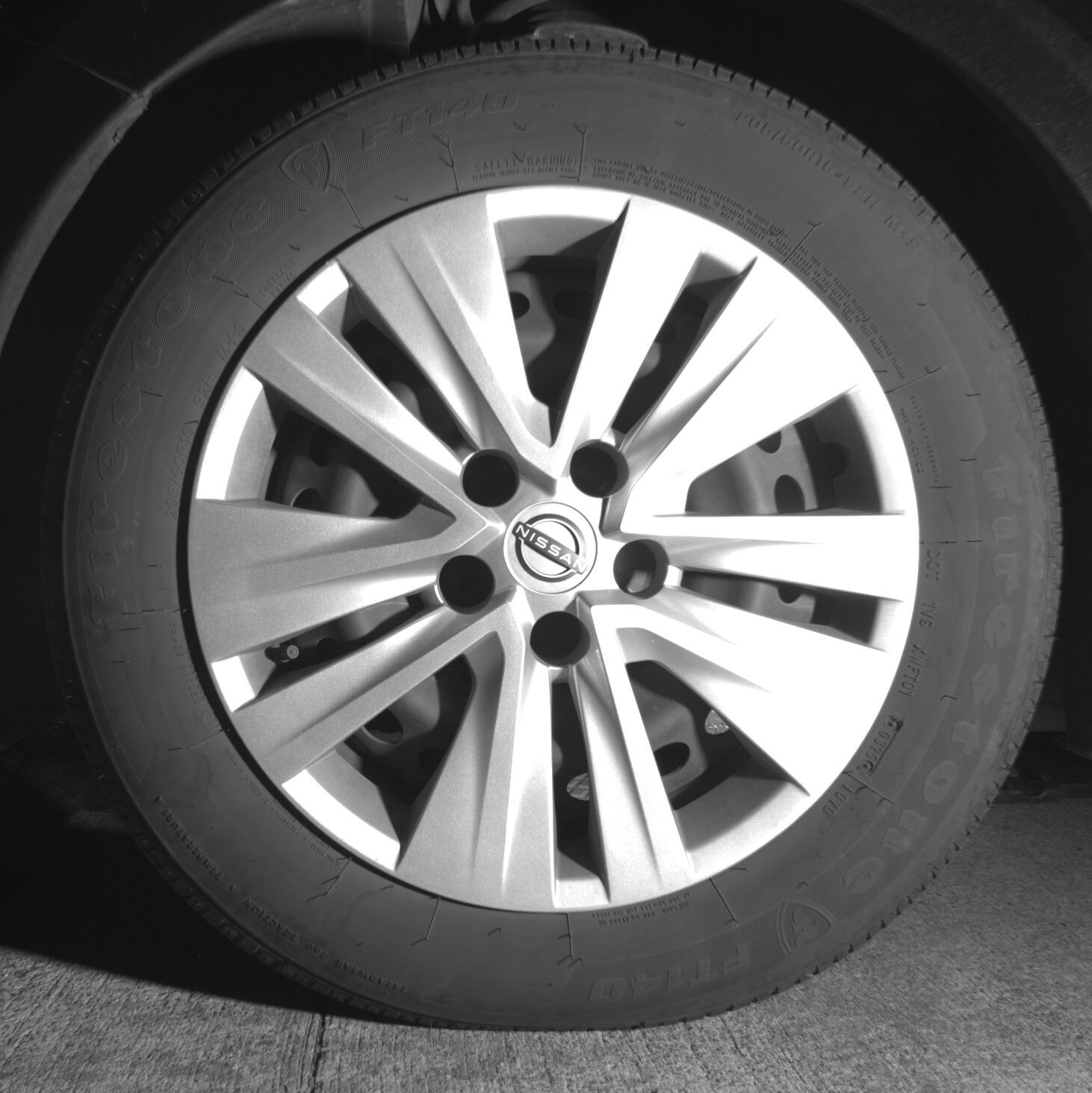 Thumbnail: 2025 Nissan Sentra - 9