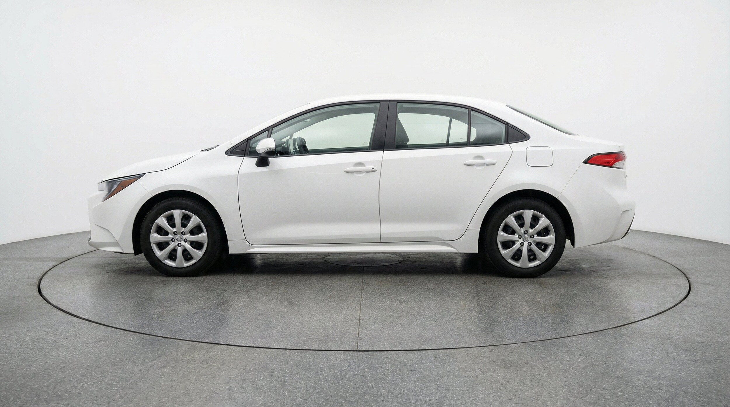 Thumbnail: 2025 Toyota Corolla - 5