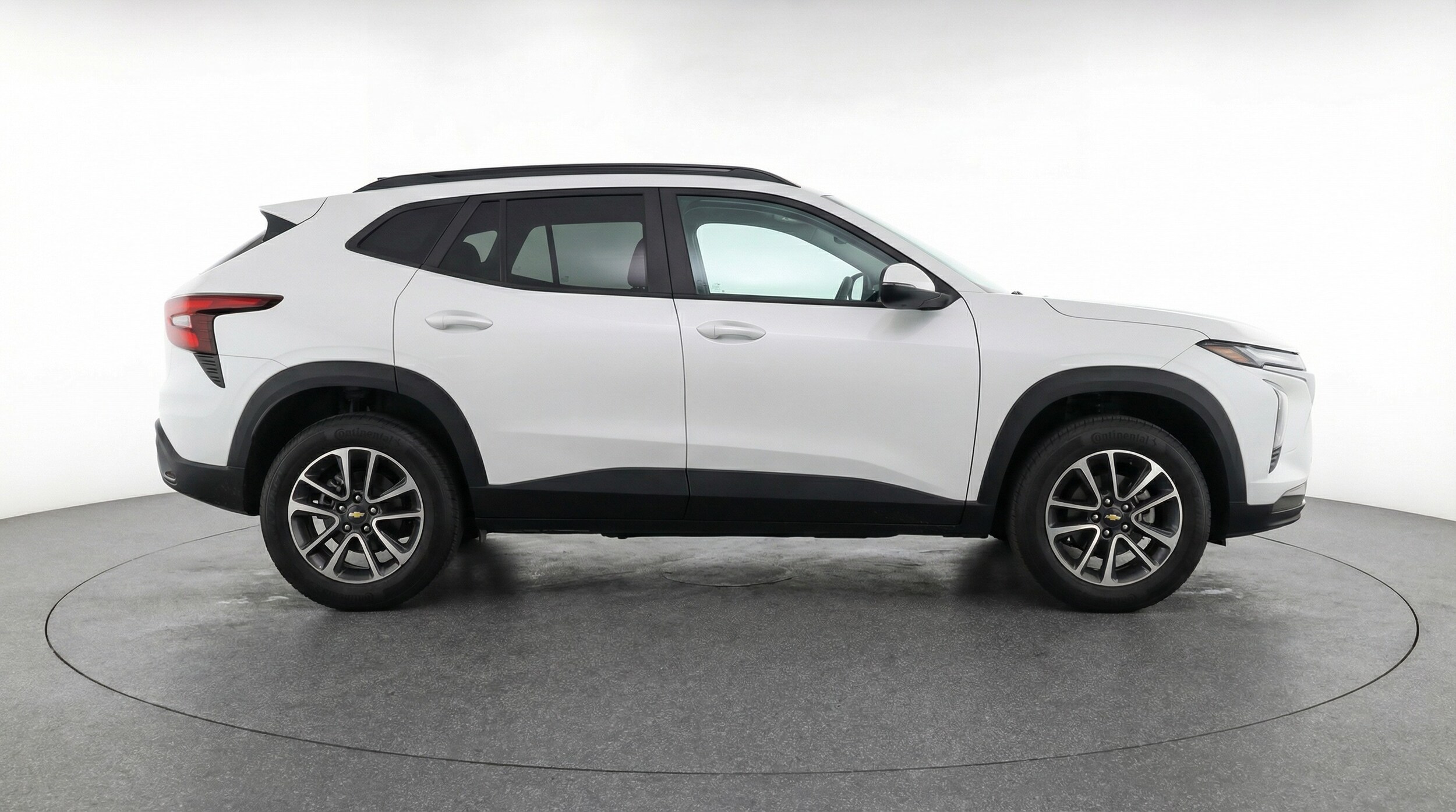 Thumbnail: 2025 Chevrolet TrailBlazer - 8