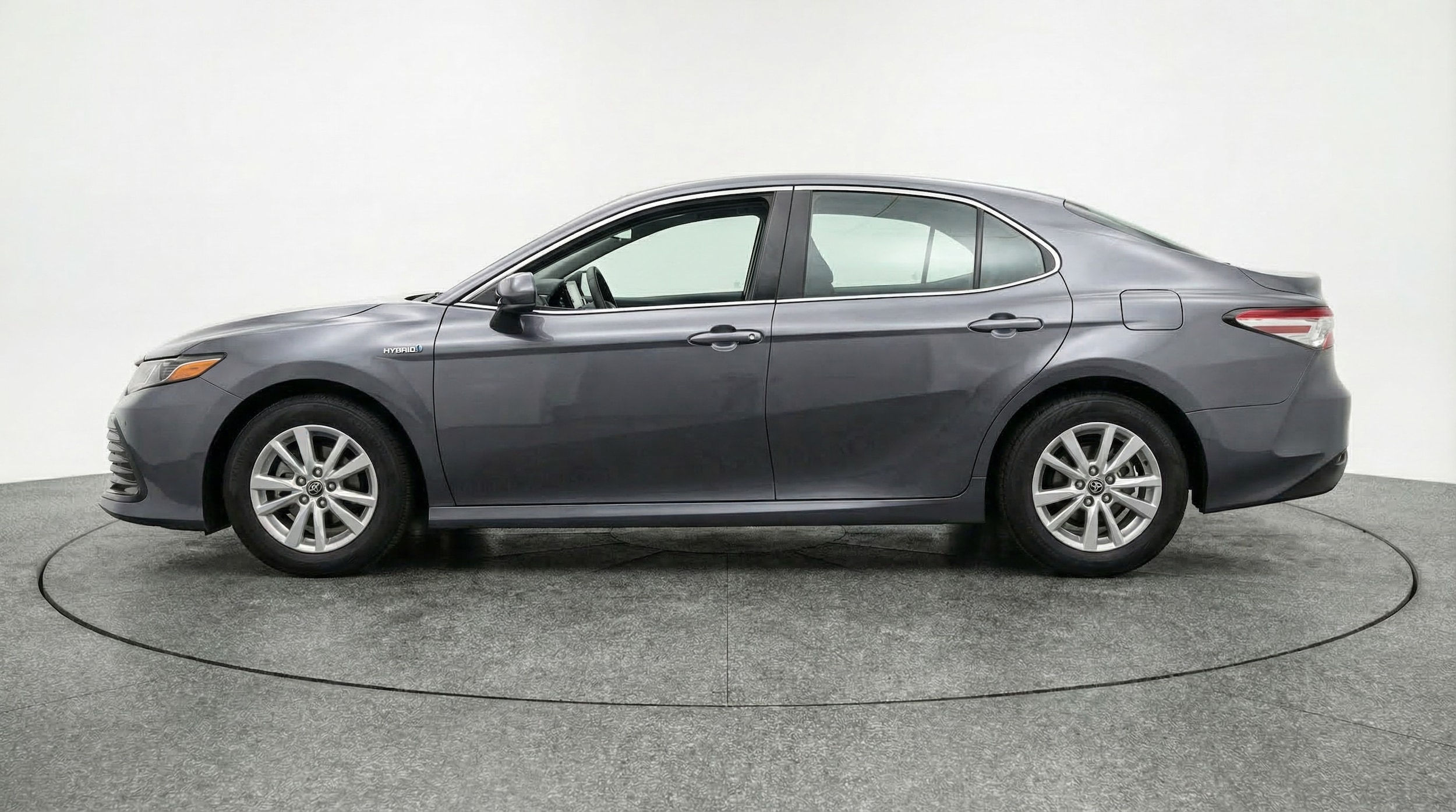 Thumbnail: 2025 Toyota Camry - 4