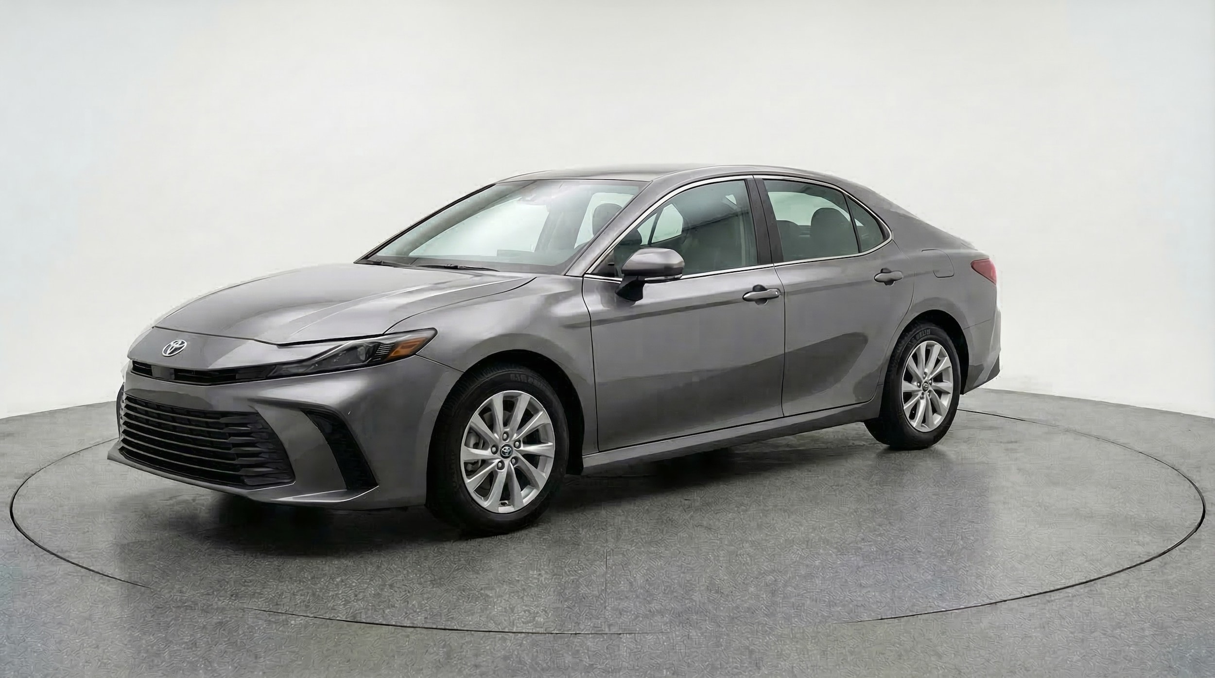 Thumbnail: 2025 Toyota Camry - 1