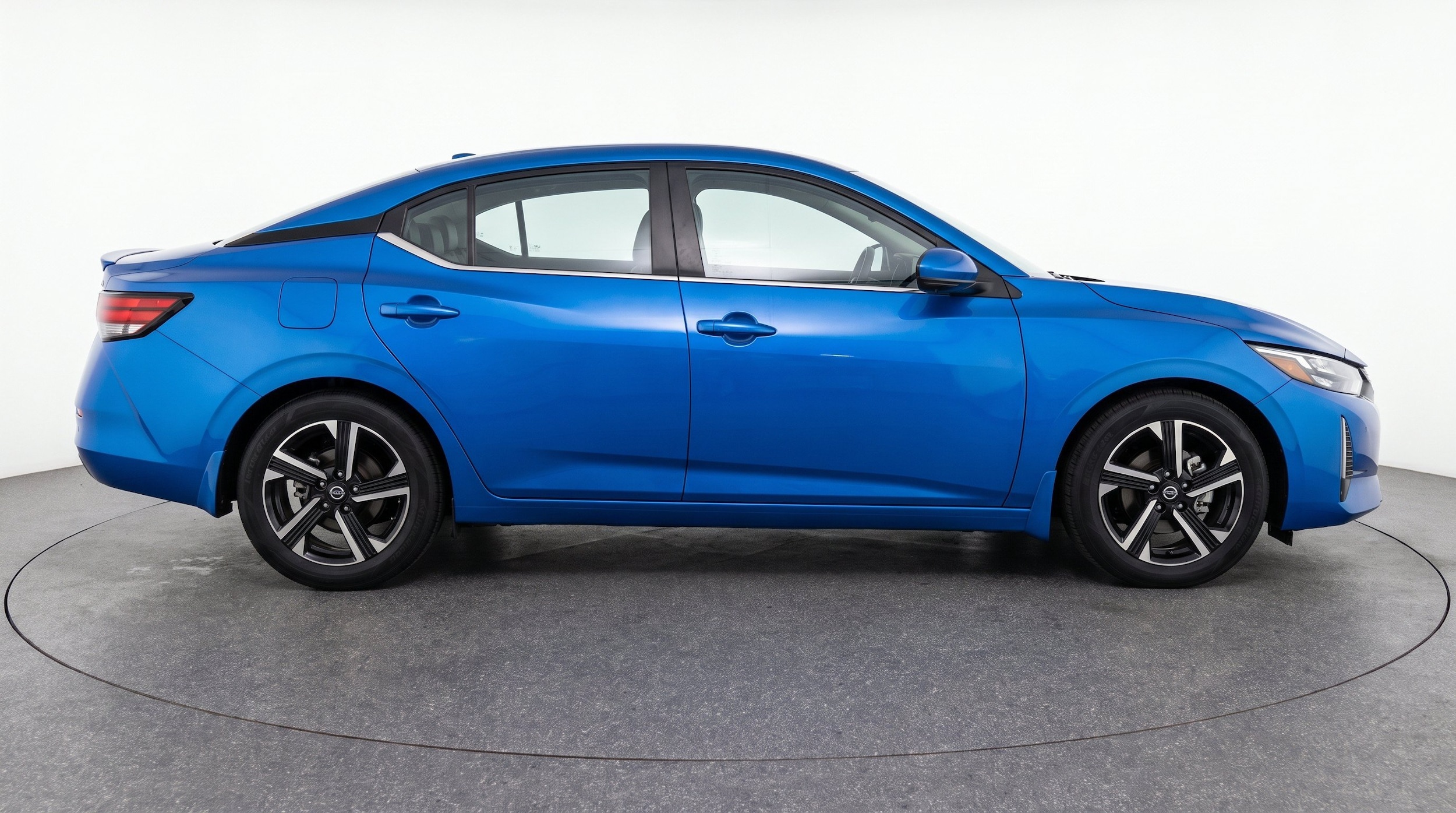 Thumbnail: 2025 Nissan Sentra - 11