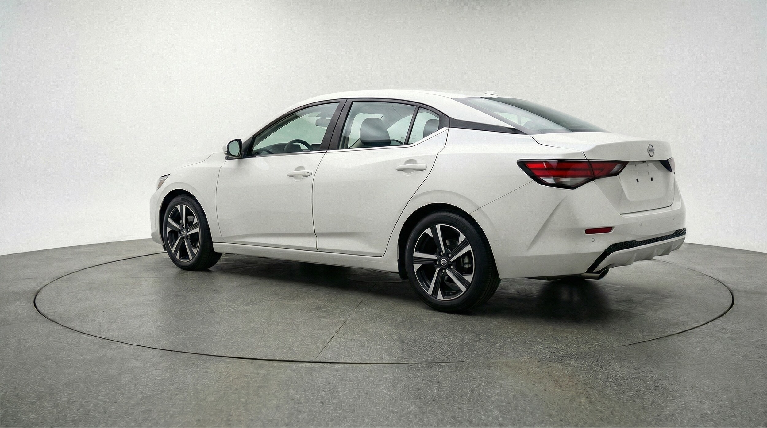 Thumbnail: 2025 Nissan Sentra - 5