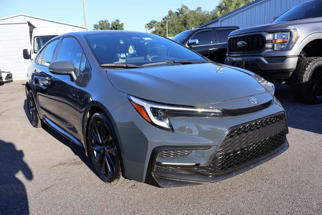 Used 2025 Toyota Corolla SE Sedan