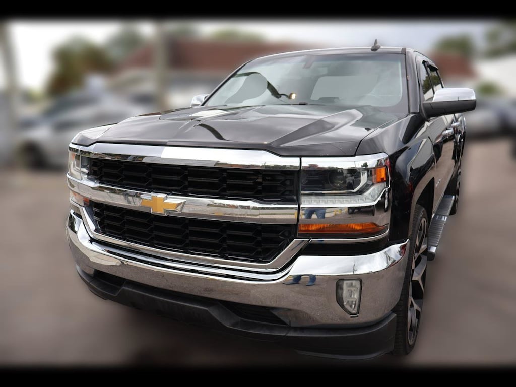 Used 2018 Chevrolet Silverado 1500 LT w/1LT Truck Crew Cab