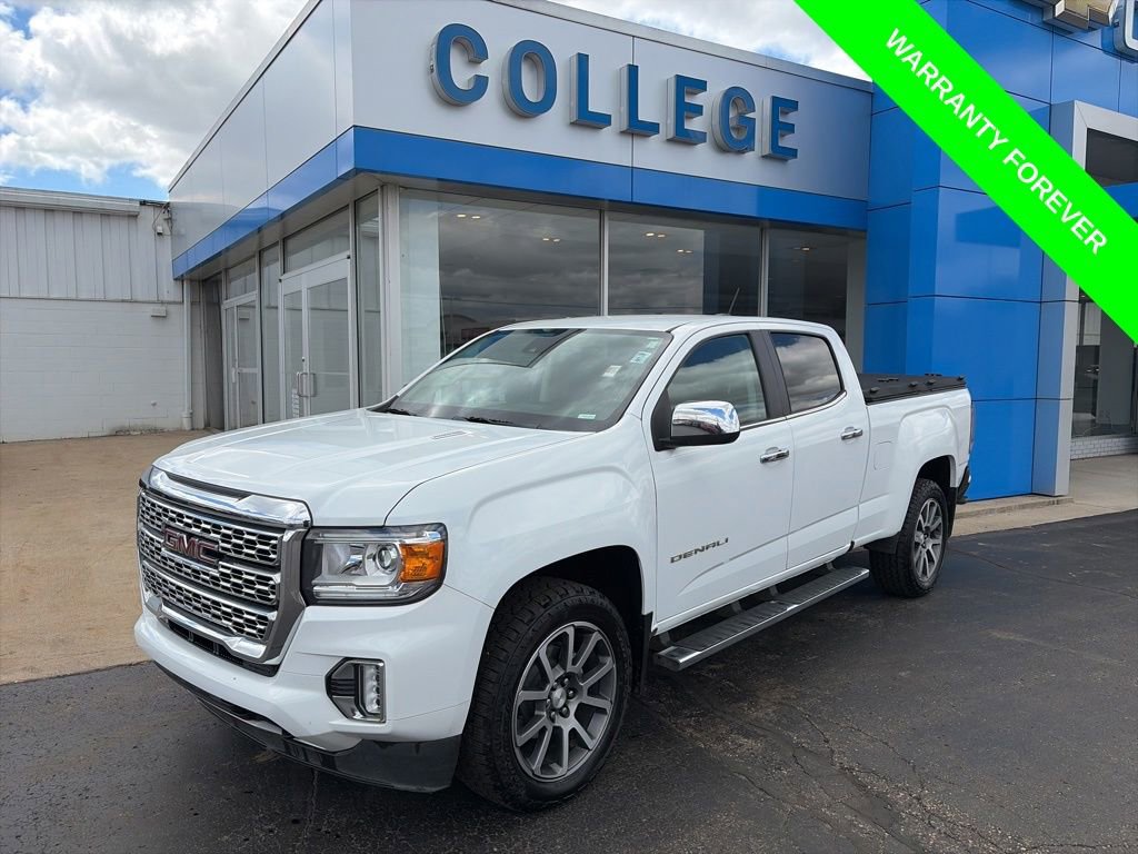 2022 GMC Canyon 4WD Denali Crew Cab Short Box's photo