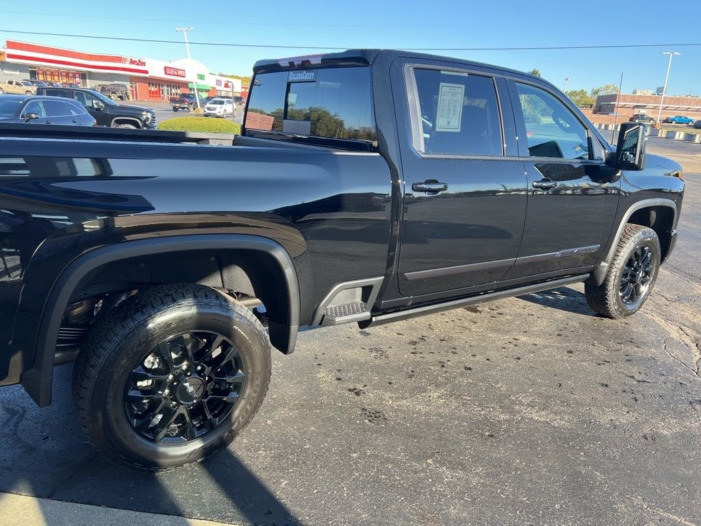 2026 Chevrolet Silverado 2500 HD High Country - Photo 8