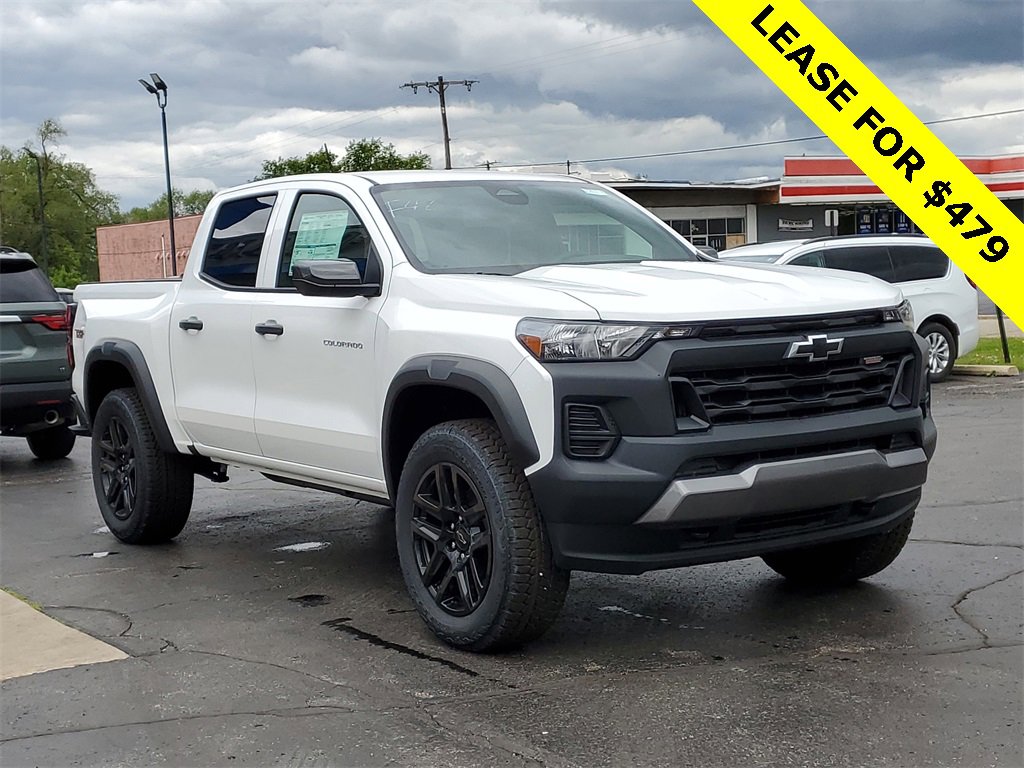 2025 Chevrolet Colorado Trail Boss photo 3
