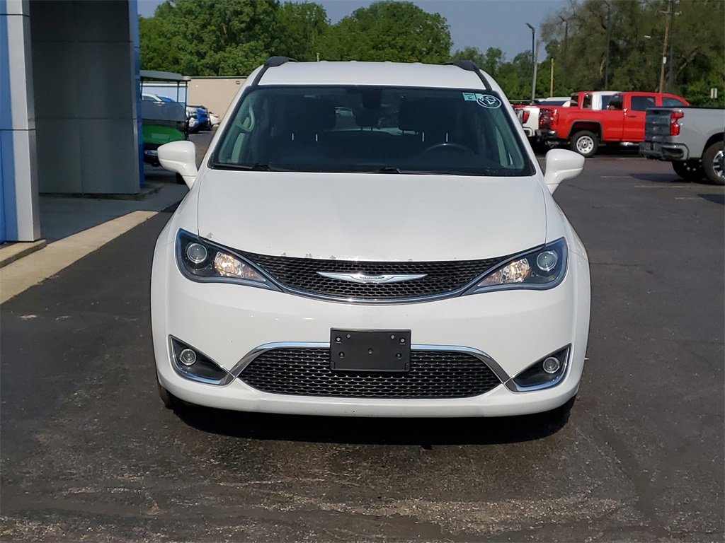 Used 2017 Chrysler Pacifica Touring-L with VIN 2C4RC1BG0HR642248 for sale in Albion, MI