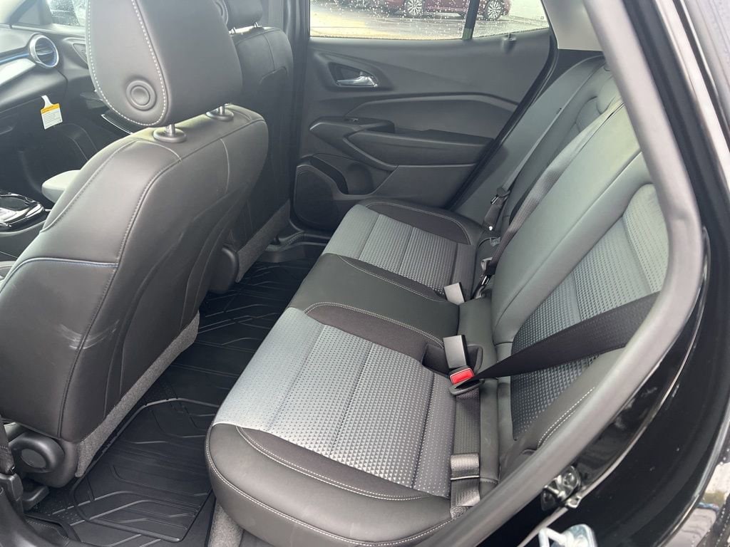 2026 Chevrolet Trax LT - Photo 11