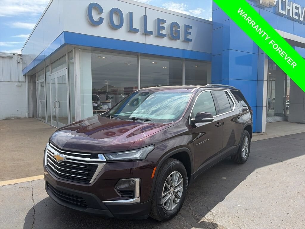 Used 2023 Chevrolet Traverse LT Cloth SUV