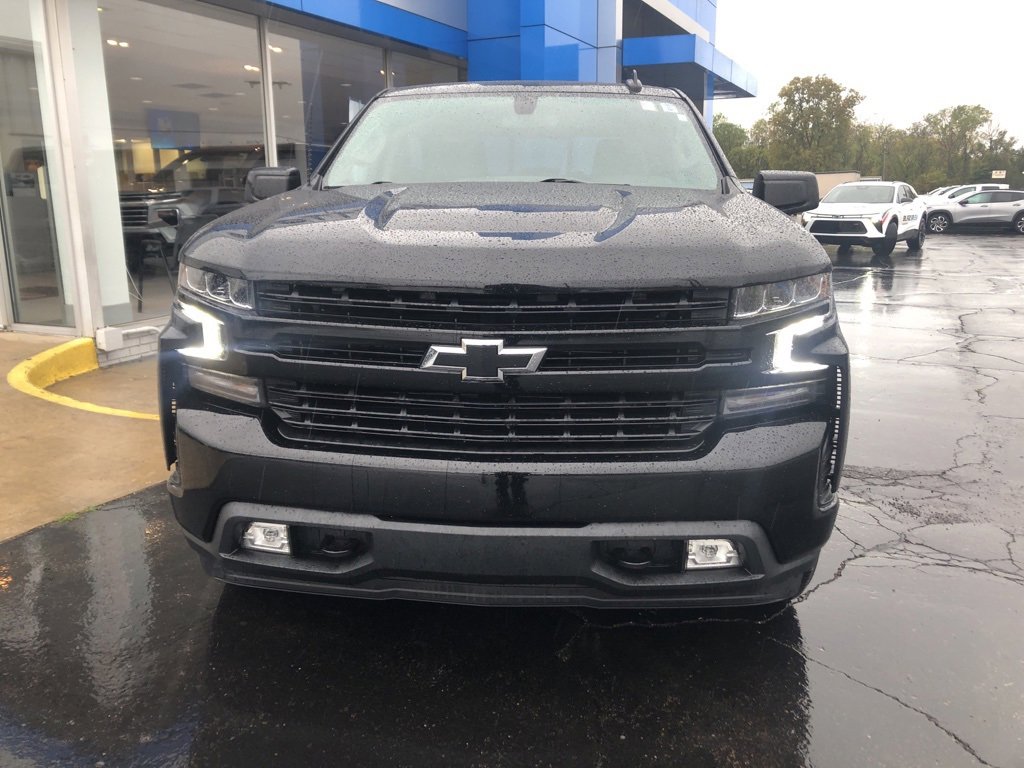 2021 Chevrolet Silverado 1500 RST photo 3