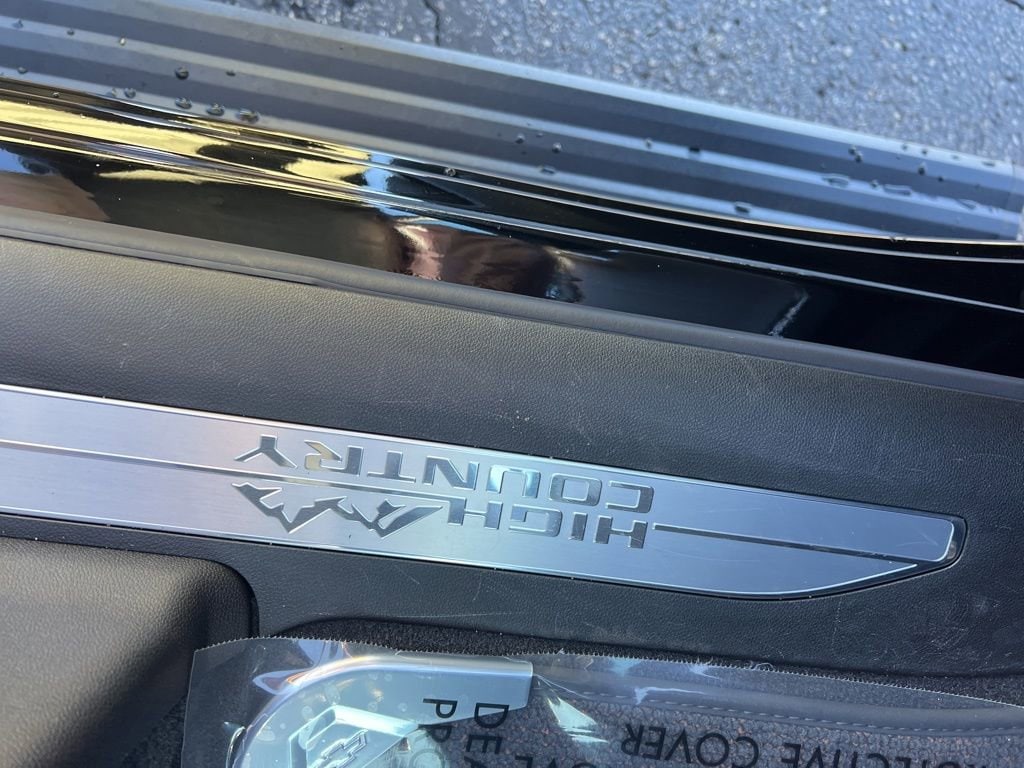 2026 Chevrolet Silverado 2500 HD High Country - Photo 17