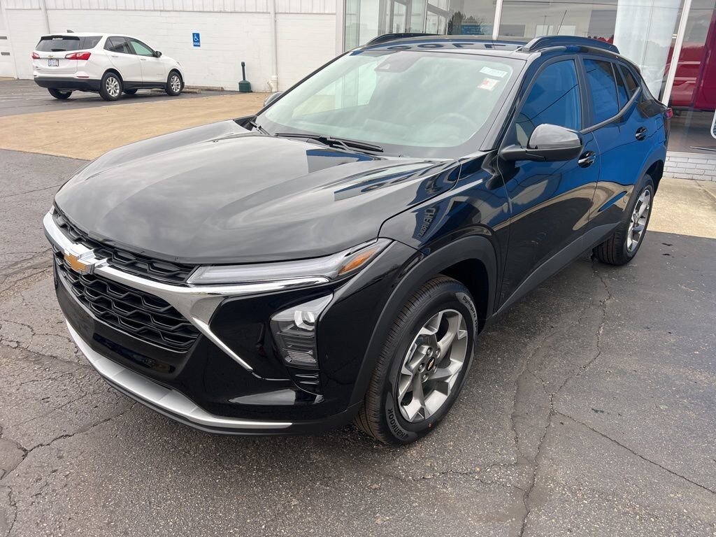 New 2026 Chevrolet Trax LT SUV