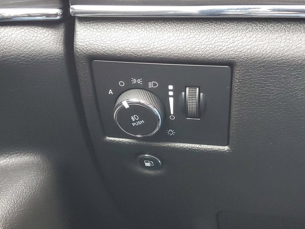 2021 Jeep Grand Cherokee 80th Edition - Photo 18