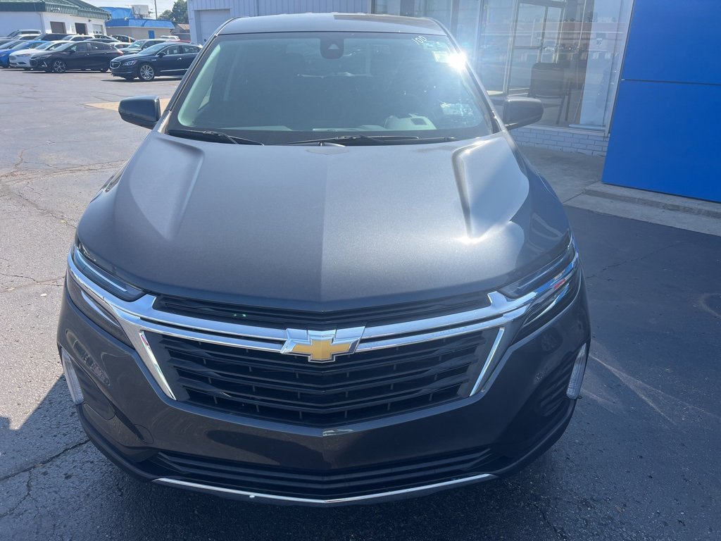 2022 Chevrolet Equinox LT photo 3