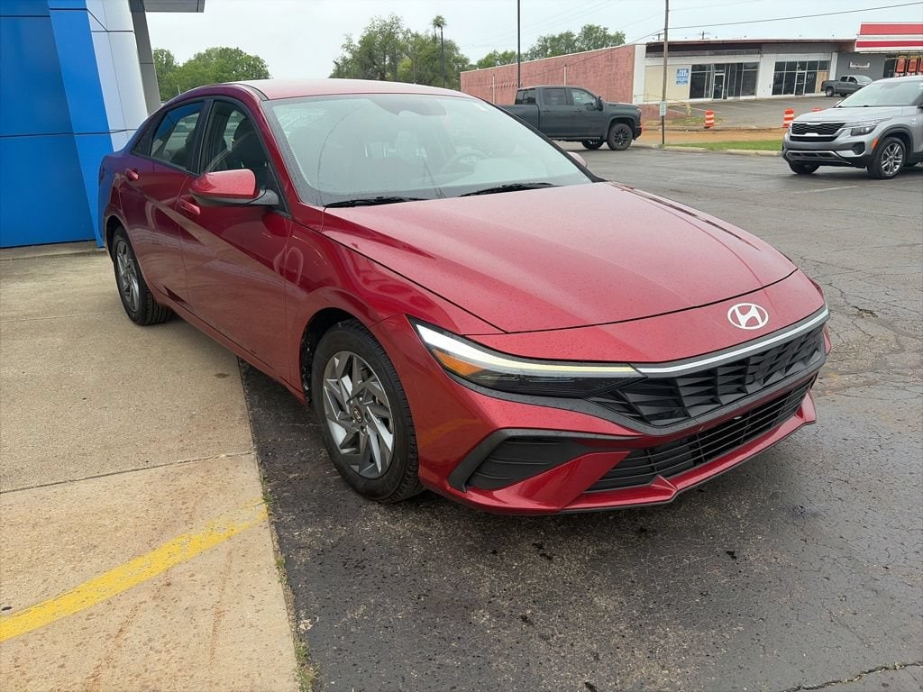 Used 2024 Hyundai Elantra SEL