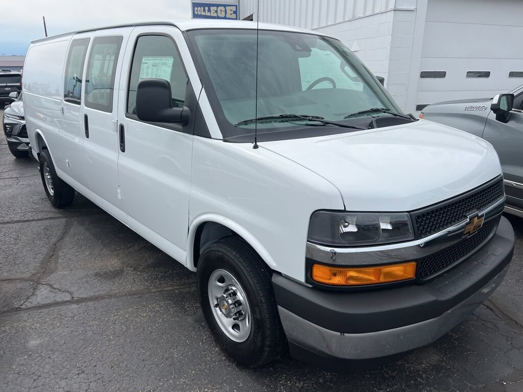 New 2026 Chevrolet Express Cargo 1WT Van