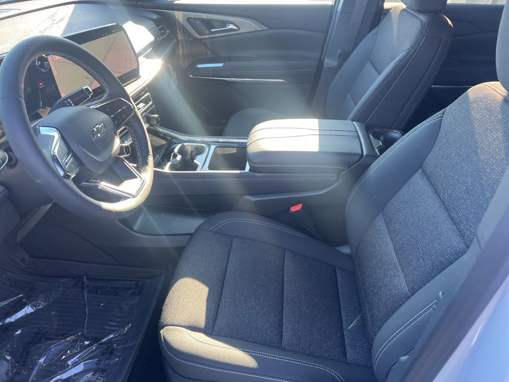 2026 Chevrolet Traverse LT - Photo 15