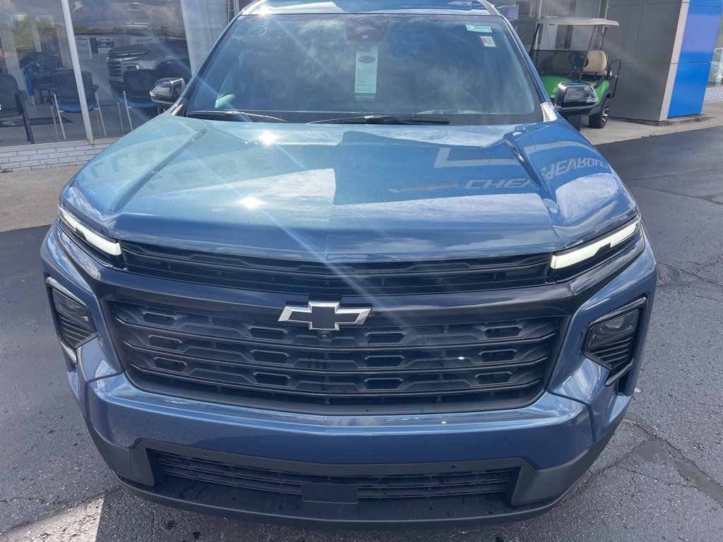 2026 Chevrolet Traverse photo 3