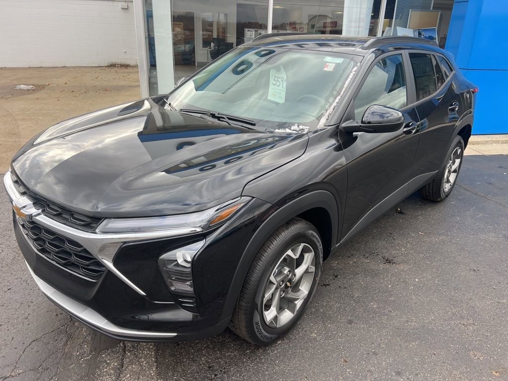 New 2026 Chevrolet Trax LT SUV