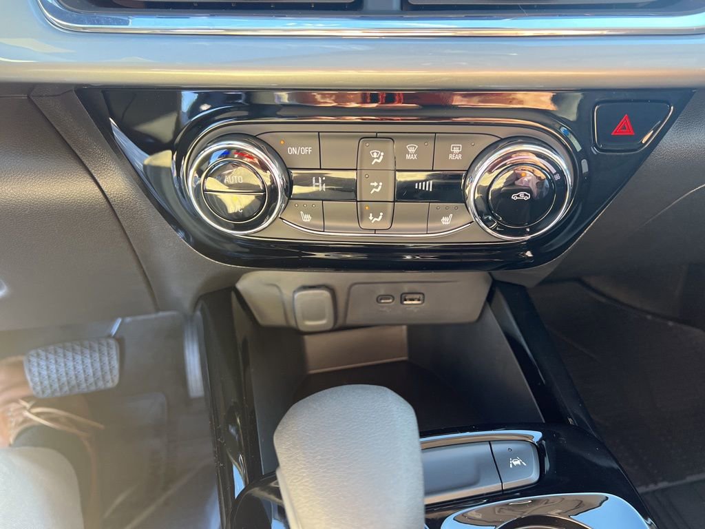 2026 Chevrolet Trax LT - Photo 19