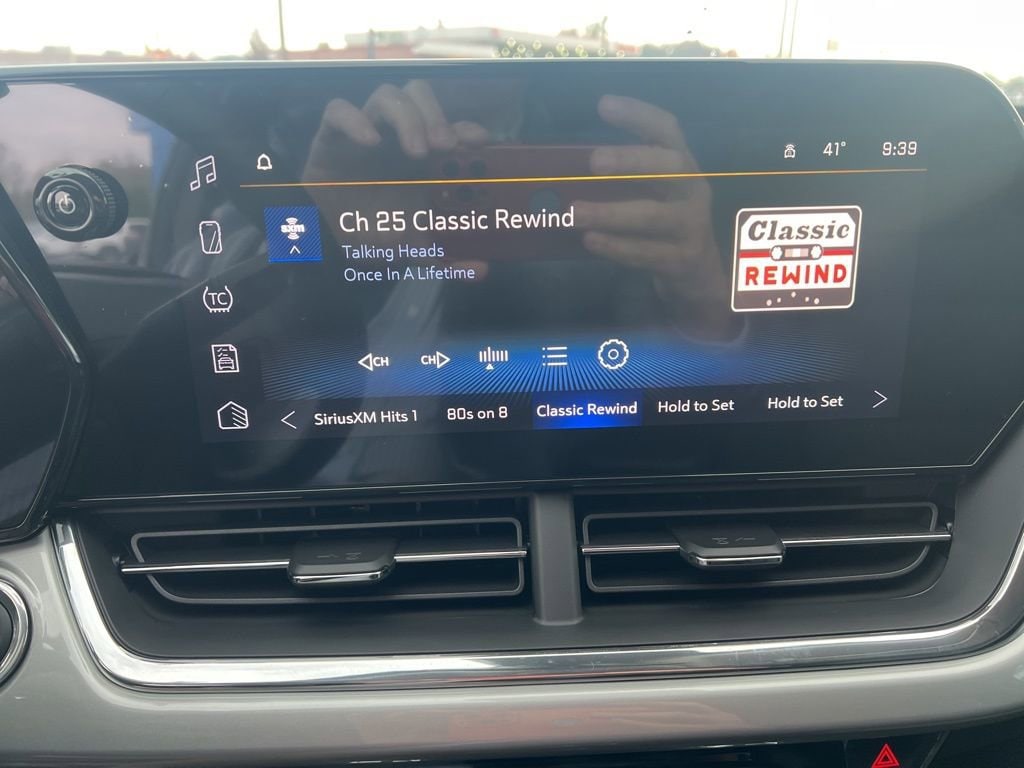 2026 Chevrolet Trax LT - Photo 18
