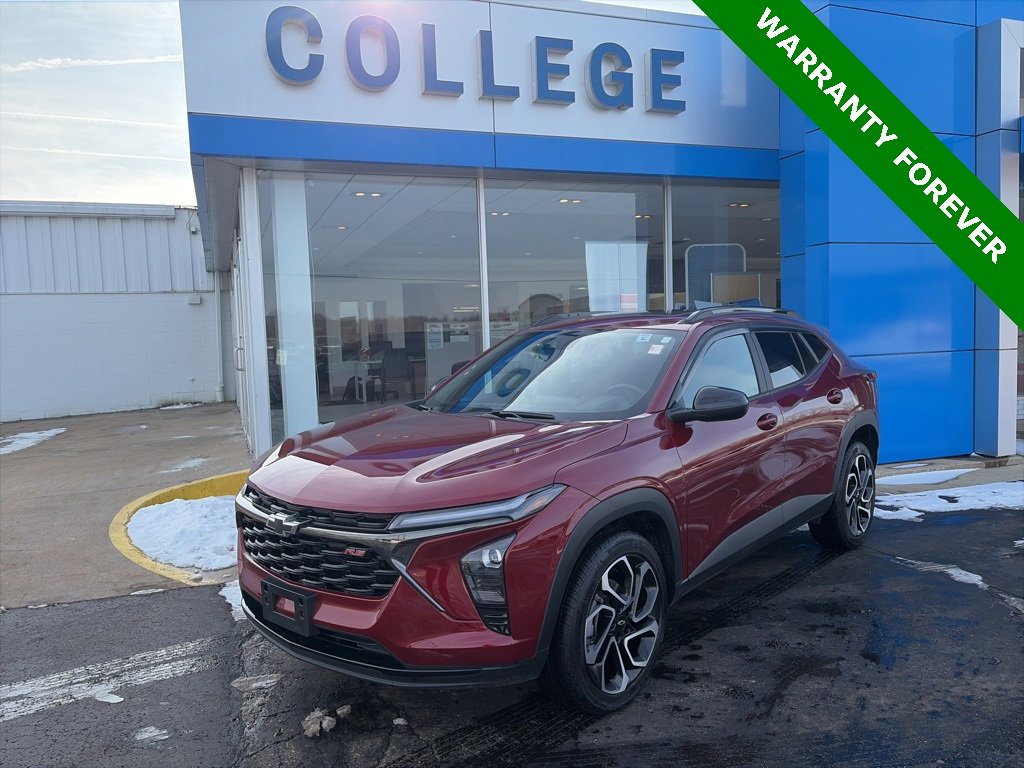 2024 Chevrolet Trax RS's photo