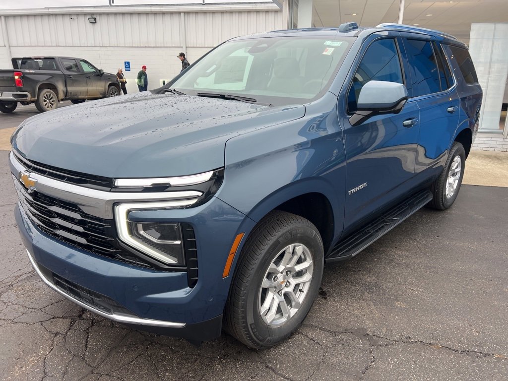 2026 Chevrolet Tahoe LS photo 2