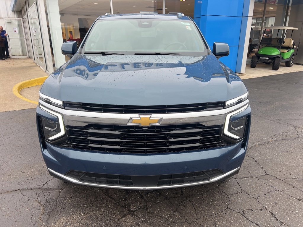 2026 Chevrolet Tahoe LS photo 4