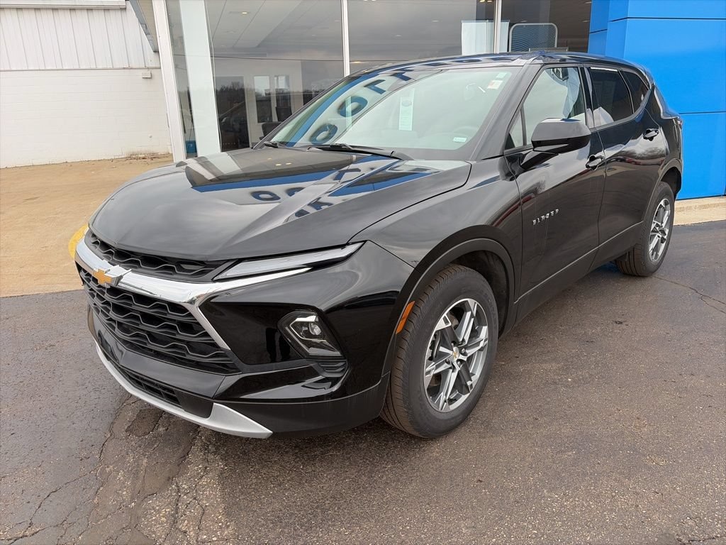 Used 2025 Chevrolet Blazer 2LT SUV